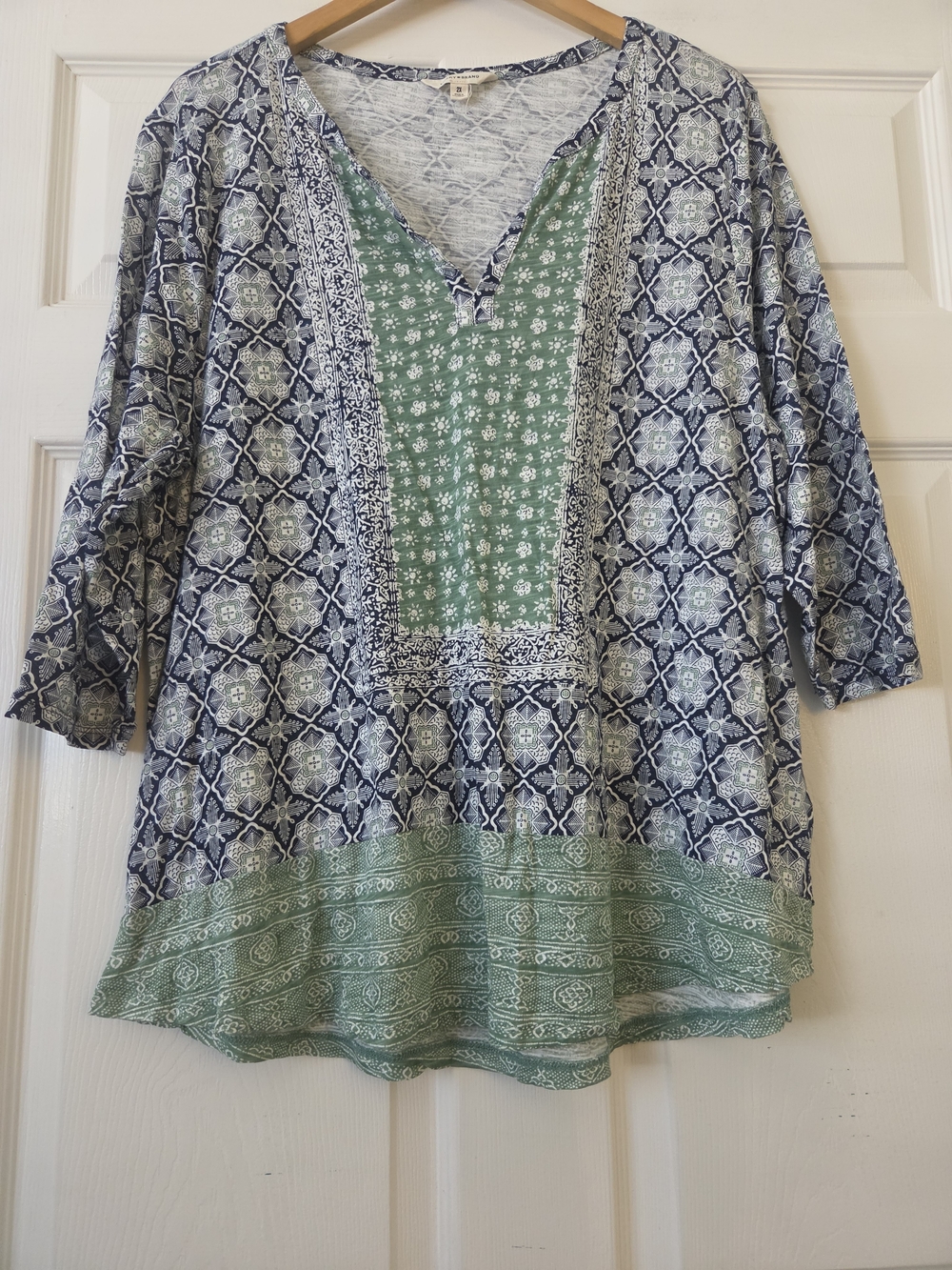 Lucky Brand Blue and Green Printed V-Neck Tunic with Mixed Prints